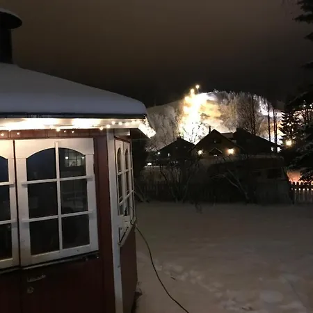 Himoskukkula, 140m2 木屋 Jämsä